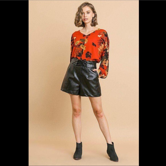 High Waist Lace-up Vegan Leather Shorts - Picture 3 of 6